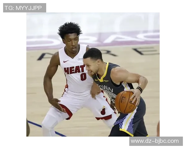 勇士与热火激战第四节精彩录像回顾与分析